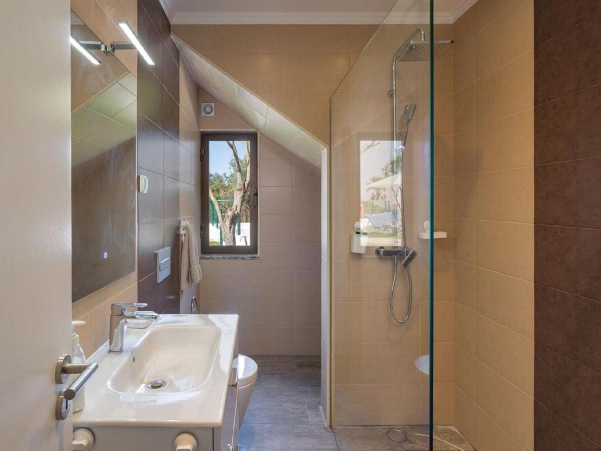 Carvoeiro Peaceful With Pool Villa
